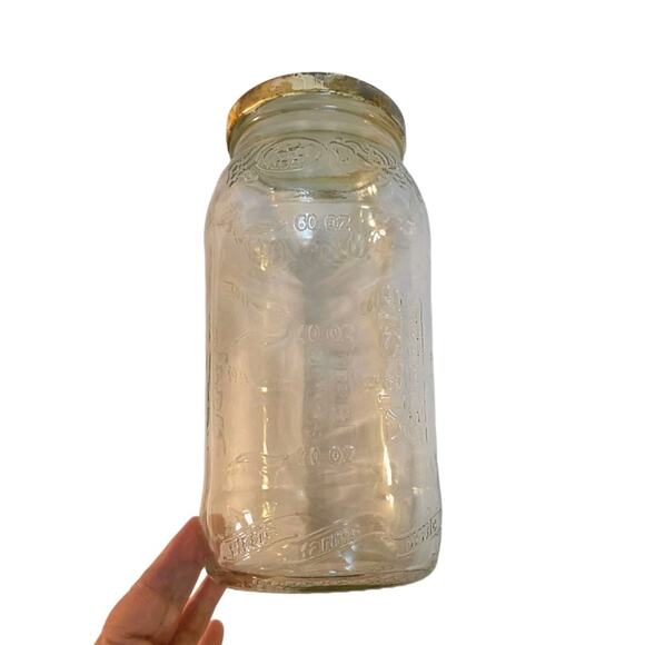 Vintage VLASIC FARMS Large Glass Pickle Jar 60 oz Embossed with Lid (Read) - Picture 2 of 4